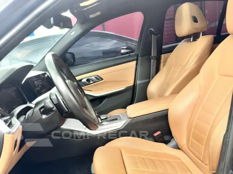 320i 2.0 16V TURBO GASOLINA M SPORT AUTOMÁTICO