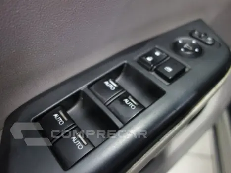 CIVIC - 1.8 LXS 16V 4P AUTOMÁTICO