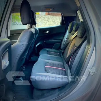 TORO 1.8 16V EVO Freedom AT6