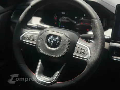 RAMPAGE 2.0 HURRICANE 4 TURBO GASOLINA R/T 4X4 AUTOMÁTICO