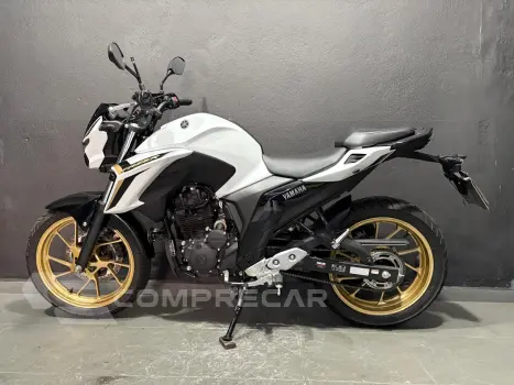Yamaha FZ 25 FAZER 250 ABS CONNECTED