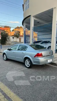 VECTRA 2.0 MPFI Elegance 8V