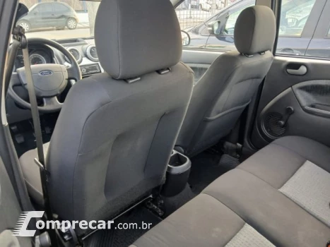 FIESTA SEDAN - 1.6 SE SEDAN 16V 4P MANUAL