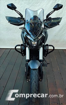 DOMINAR 400