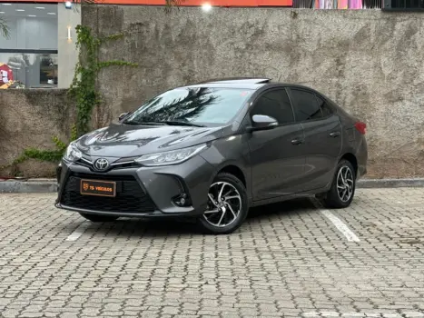 Toyota YARIS 1.5 16V FLEX SEDAN XLS CONNECT MULTIDRIVE 4 portas