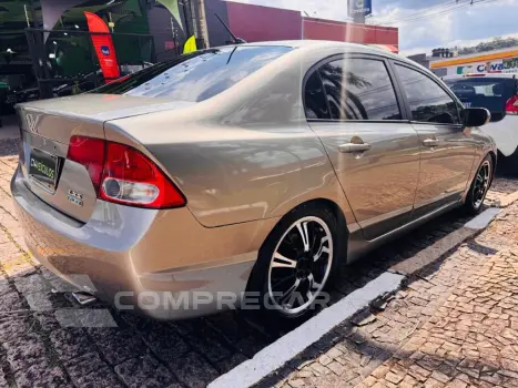 Civic Sedan LXS 1.8/1.8 Flex 16V Aut. 4p