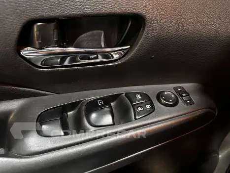 KICKS 1.6 16V FLEXSTART S 4P XTRONIC