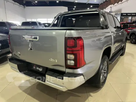 TRITON 2.4 Biturbo CD Hpe-s 4X4