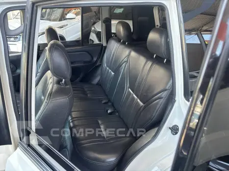 Pajero TR4 2.0 Flex 16V 4X2 Aut.