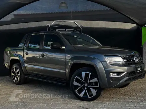 Volkswagen AMAROK 3.0 EXTREME CD 4X4 TURBO DIESEL AUTOMÁTICO 4 portas