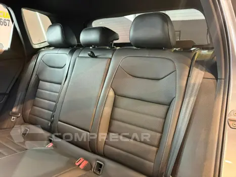 Taos 1.4 250 Tsi Total Flex Highline Automático