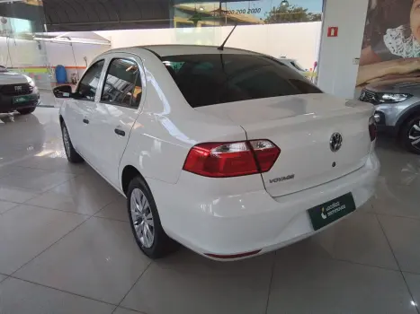 VOYAGE 1.0 12V MPI TOTALFLEX 4P MANUAL