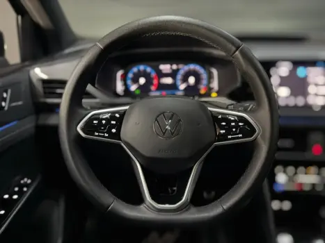 TAOS 1.4 250 TSI TOTAL FLEX HIGHLINE AUTOMÁTICO