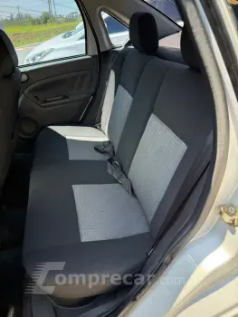 FIESTA 1.6 MPI Class Sedan 8V