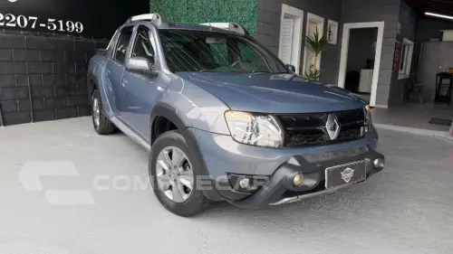 Renault DUSTER OROCH Dyna. 2.0 Flex 16V Mec. 4 portas