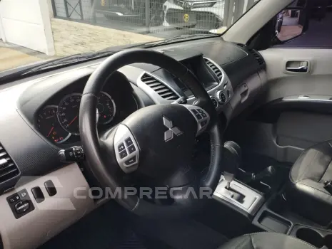 L 200 Triton 3.5 V6 HPE 4X4 FLEX CABINE DUPLA