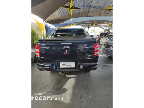 L200 TRITON 2.4 16V TURBO DIESEL SPORT HPE TOP CD 4P 4X4 AUT