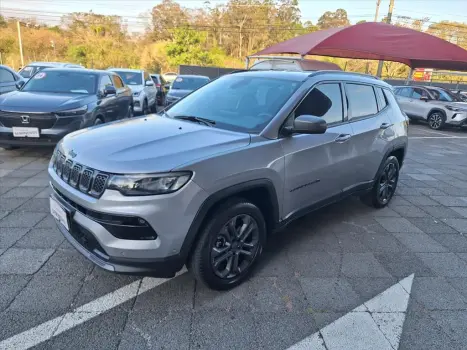 JEEP COMPASS 1.3 T270 TURBO FLEX LONGITUDE AT6 4 portas