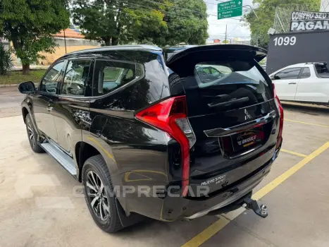 Pajero Sport 2.4 16V Mivec Turbo Diesel Hpe Awd Automático