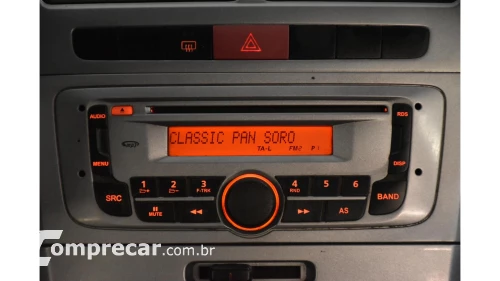 PUNTO - 1.4 ATTRACTIVE 8V 4P MANUAL