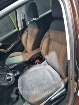 208 1.0 Turbo 200 Griffe