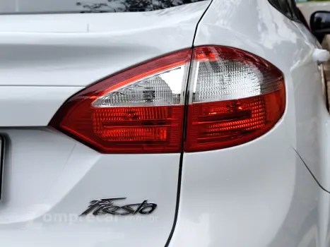 FIESTA 1.6 SE SEDAN 16V FLEX 4P MANUAL