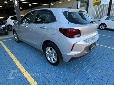 ONIX HATCH PREM. 1.0 12V TB Flex 5p Aut.