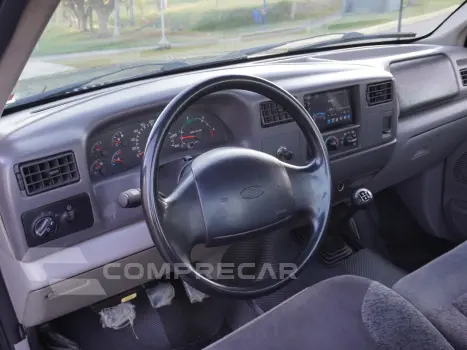 F-250 4.2 XLT 4X2 CS TURBO DIESEL 2P MANUAL