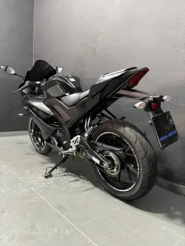 YZF-R15 ABS