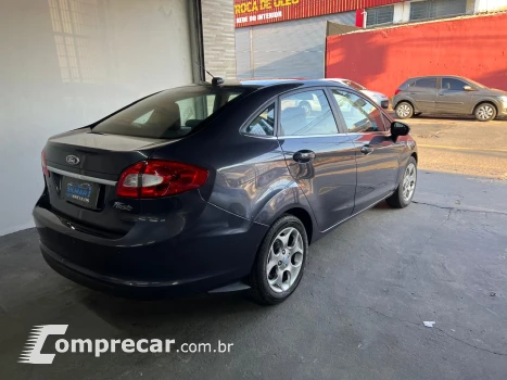 FIESTA 1.6 SE Sedan 16V