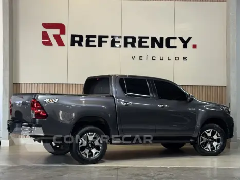 HILUX 2.8 SRX 4X4 CD 16V DIESEL 4P AUTOMÁTICO