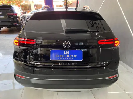 Nivus Highline 1.0 200 TSI Flex Aut.