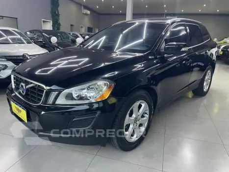 Volvo XC60 3.0 Comfort AWD Turbo 4 portas