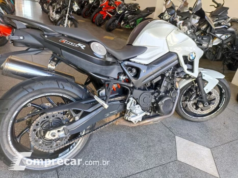 F 800 R