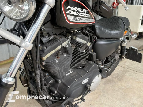 SPORTSTER XL 883 R