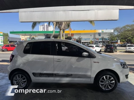 FOX - 1.6 MI ROCK IN RIO 8V 4P MANUAL