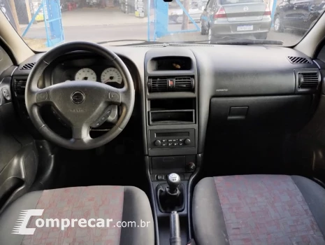 Astra Hatch 2.0 16V 4P GSI