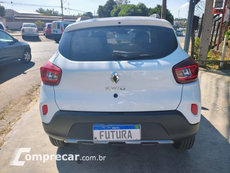 Kwid Outside 1.0
