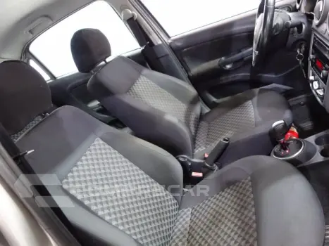 VOYAGE - 1.6 MI COMFORTLINE 8V 4P AUTOMATIZADO
