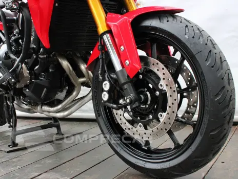 YAMAHA MT-09 TRACER