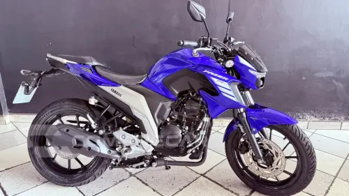 FZ25 ABS