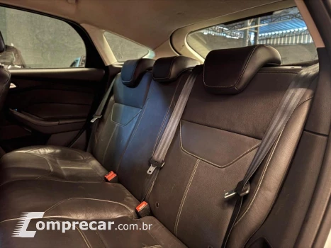 Focus 2.0 Se Plus Sedan 16V Flex 4P Powershift