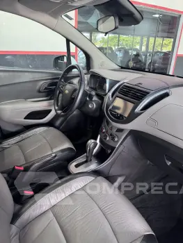 Tracker 1.8 LTZ com teto solar