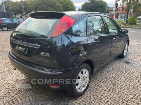 Focus Ghia  2.0 16V/ 2.0 16V Flex 5p Aut