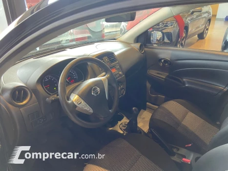 Versa Sedan 1.6 16V 4P FLEX S