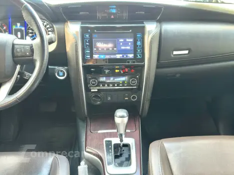 HILUX SW4 2.8 SRX 4X4 7 LUGARES 16V TURBO INTERCOOLER DIESEL