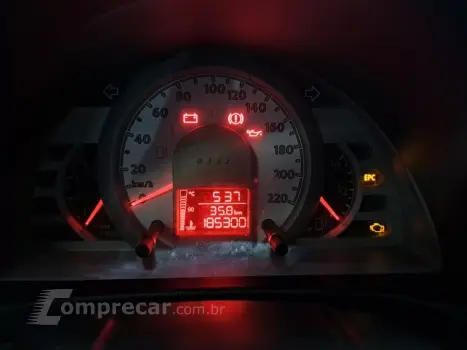 Spacefox 1.6 Mi 8V Flex 4P Manual