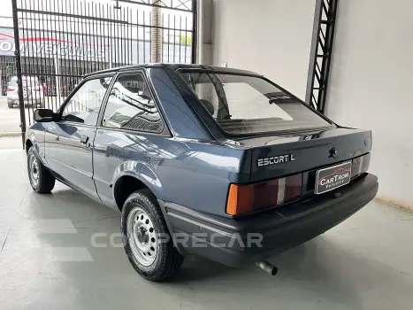 ESCORT L