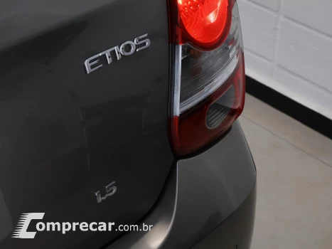 ETIOS 1.5 X Plus 16V
