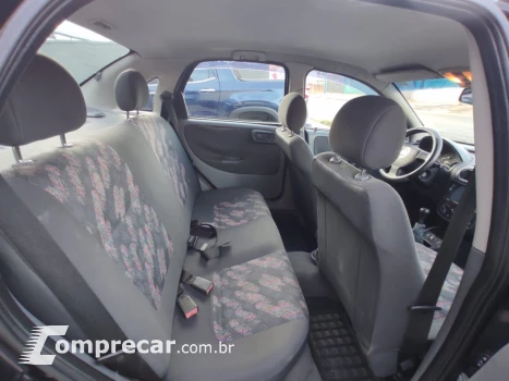 Corsa Sedan 1.0 MPFI 8V 71cv 4p